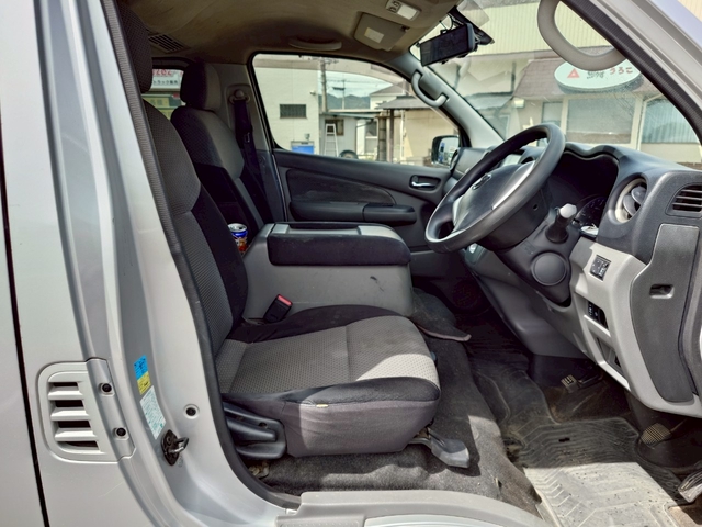 日産自動車 キャラバン 小型 ワンボックス LDF-VW2E26(89082) 21枚目