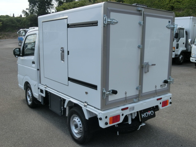 スズキ キャリィ 軽 冷蔵冷凍バン 3BD-DA16T(90256) 6枚目