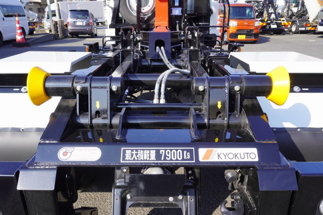 三菱ふそう ファイター 増トン コンテナ専用車 2KG-FK62FZ(107683) 19枚目
