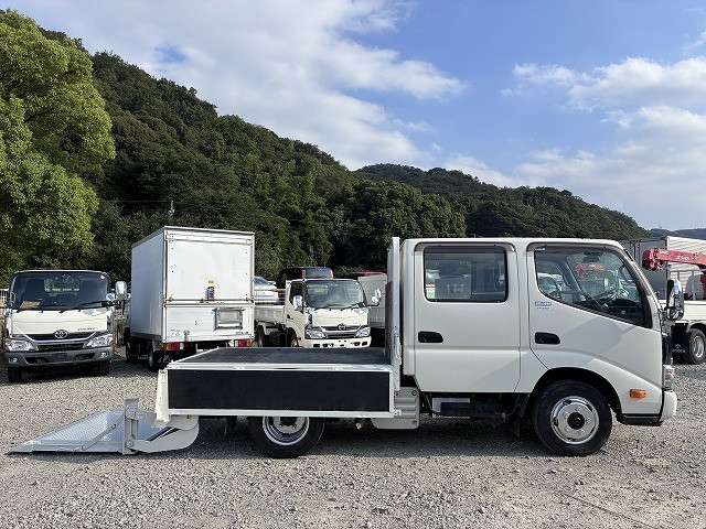 日野 デュトロ 小型 Wキャブ 2RG-XZU605M(112263) 12枚目