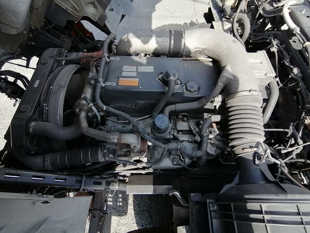 UDトラックス（日産） クオン 大型 トラクタ AKG-GK4XAB(5651) 38枚目