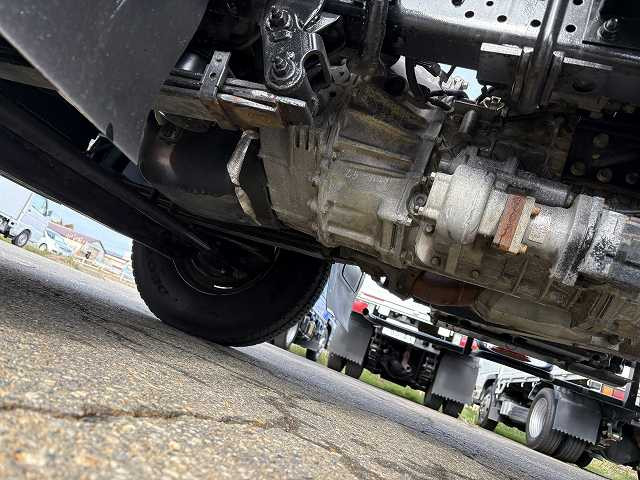 いすゞ フォワード 中型 平ボディ（クレーン付） TKG-FRR90S1(96425) 31枚目