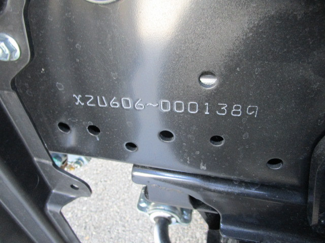 日野 デュトロ 小型 冷蔵冷凍バン 2WG-XZU606N(111646) 27枚目