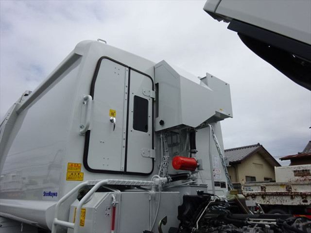 三菱ふそう キャンター 小型 塵芥車（プレス式） 2RG-FEAV0(89147) 28枚目
