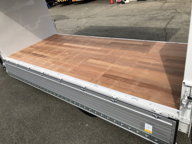 Mitsubishi Fuso canter Small Aluminium Wing body 2PG-FEB90(89148) 17枚目