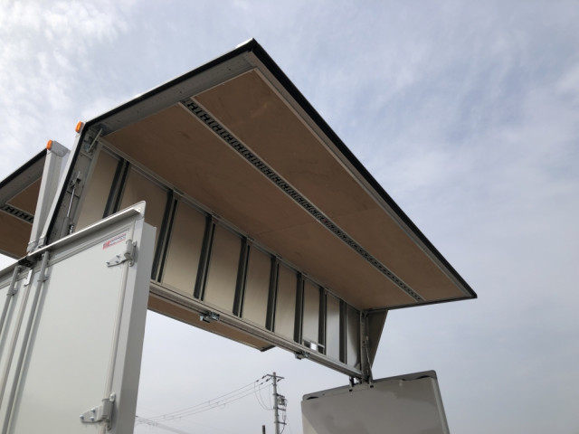 Mitsubishi Fuso canter Small Aluminium Wing body 2PG-FEB90(89148) 20枚目