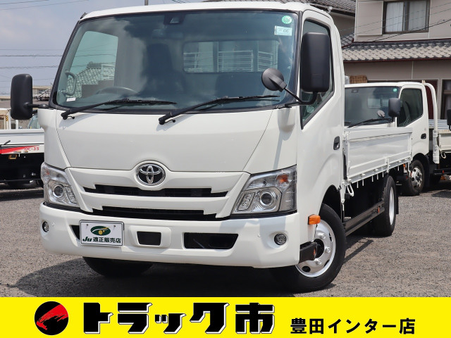 トヨタ ダイナ 小型 平ボディ 2RG-XZC710(89160) 1枚目