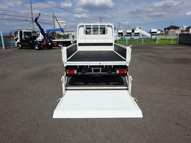 日野 デュトロ 小型 Wキャブ 2RG-XZU710M(89166) 13枚目