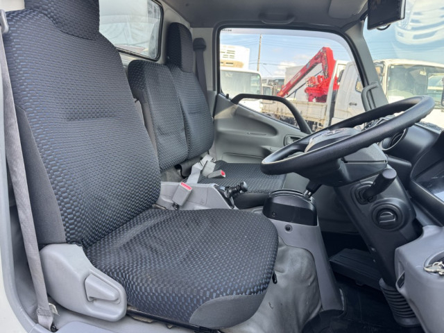 日野 デュトロ 小型 冷凍冷蔵バン 2RG-XZC605M(89170) 27枚目