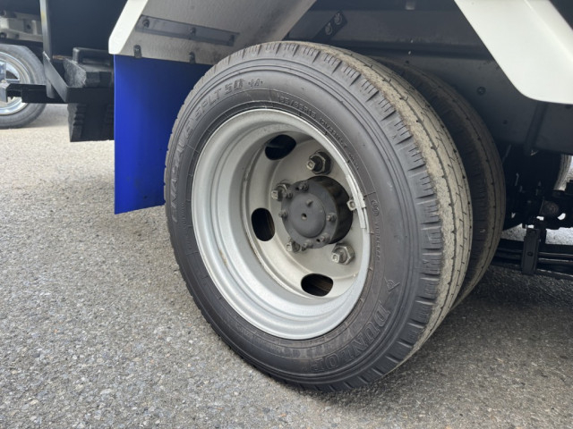 日野 デュトロ 小型 冷凍冷蔵バン 2RG-XZC605M(89170) 41枚目