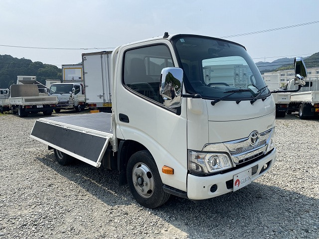 トヨタ ダイナ 小型 平ボディ 2RG-XZU605(89180) 3枚目