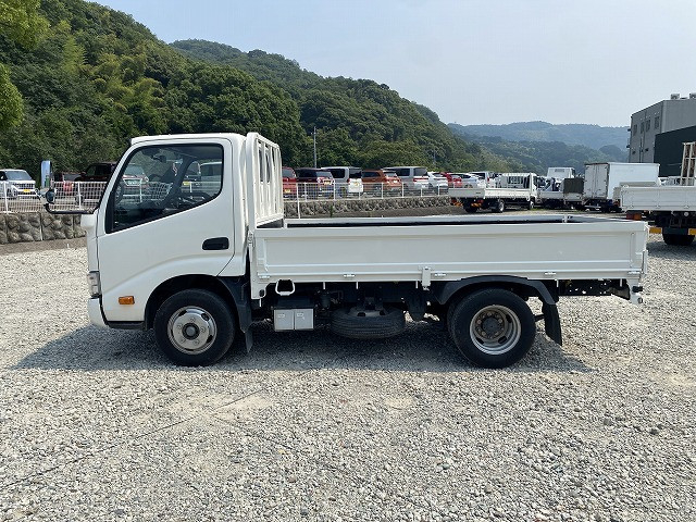 トヨタ ダイナ 小型 平ボディ 2RG-XZU605(89180) 4枚目
