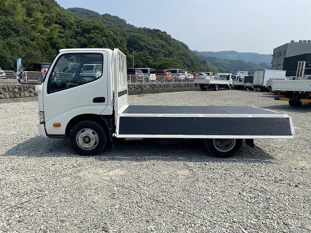 トヨタ ダイナ 小型 平ボディ 2RG-XZU605(89180) 11枚目