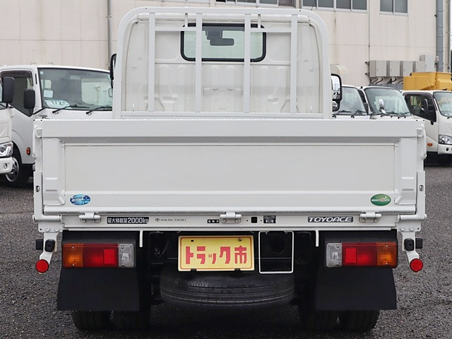 トヨタ トヨエース 小型 平ボディ 2RG-XZC605(89181) 6枚目