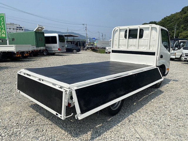 トヨタ ダイナ 小型 平ボディ 2RG-XZU605(89180) 15枚目
