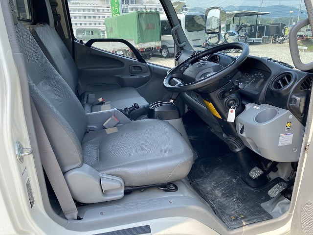 トヨタ ダイナ 小型 平ボディ 2RG-XZU605(89180) 26枚目