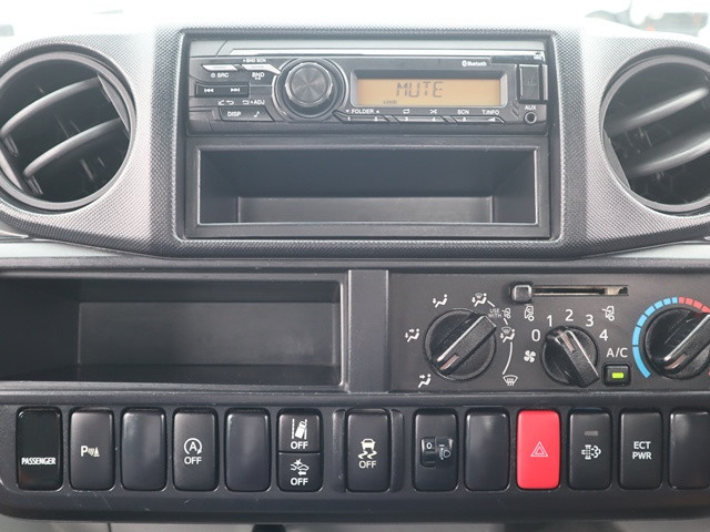 トヨタ トヨエース 小型 平ボディ 2RG-XZC605(89181) 36枚目