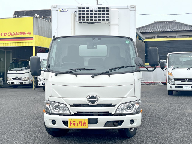 日野 デュトロ 小型 冷凍冷蔵バン 2RG-XZC605M(89184) 2枚目