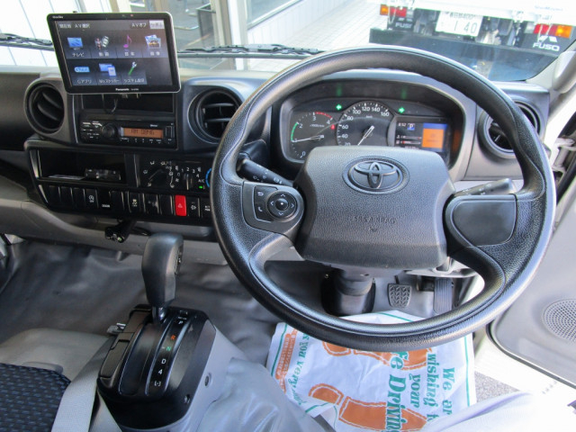 トヨタ ダイナ 小型 アルミバン 2RG-XZC605(89188) 31枚目