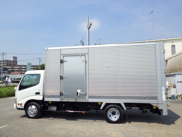 トヨタ ダイナ 小型 アルミバン 2RG-XZU655(89193) 3枚目