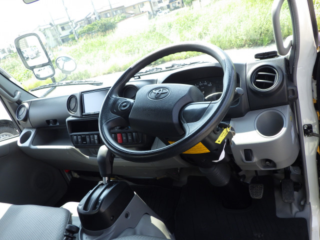 トヨタ ダイナ 小型 アルミバン 2RG-XZU655(89193) 6枚目