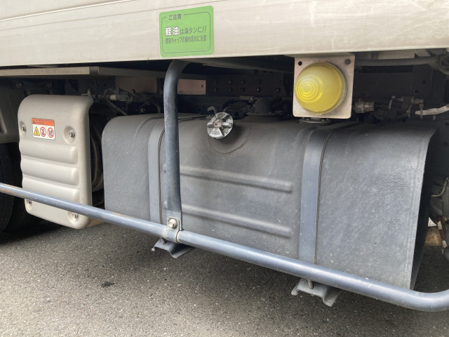 トヨタ ダイナ 小型 アルミバン 2RG-XZC605(89196) 9枚目