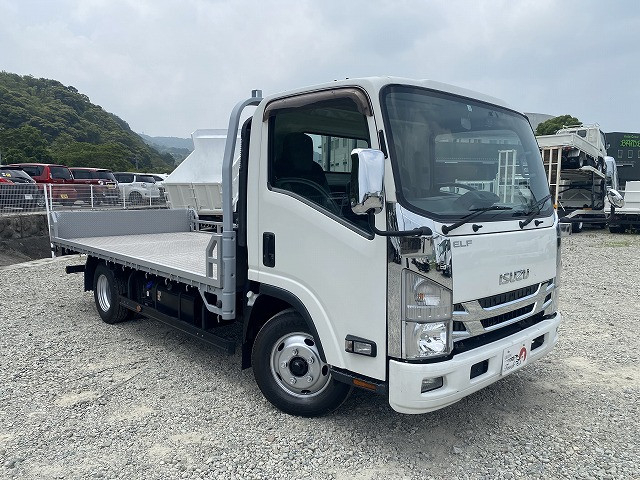 いすゞ エルフ 小型 車載専用車 2RG-NNR88AR(89201) 3枚目