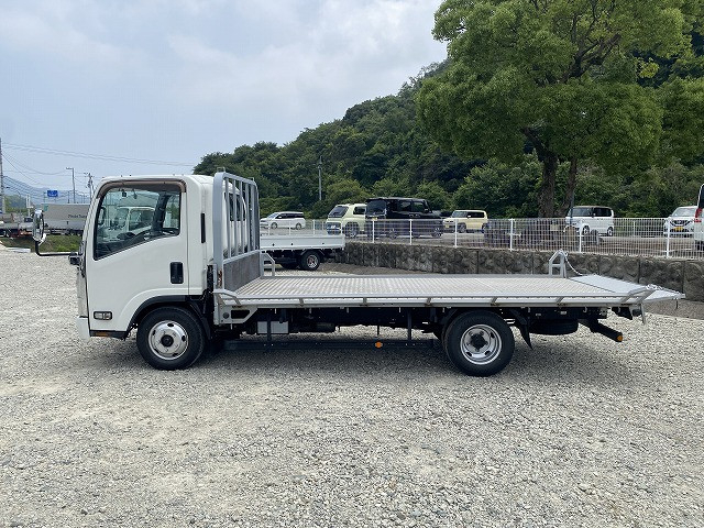 いすゞ エルフ 小型 車載専用車 2RG-NNR88AR(89201) 11枚目
