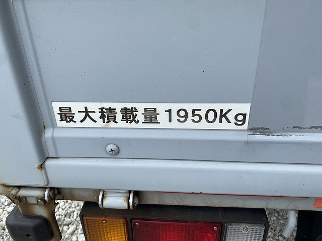 いすゞ エルフ 小型 車載専用車 2RG-NNR88AR(89201) 31枚目