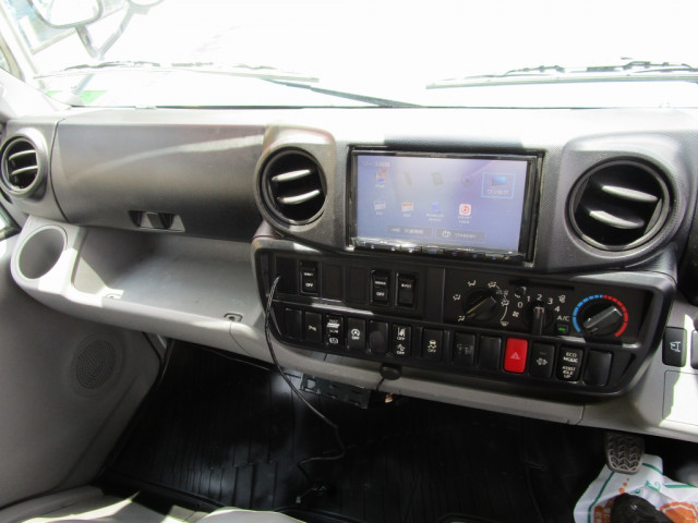 日野 デュトロ 小型 アルミバン 2RG-XZU605M(89204) 32枚目
