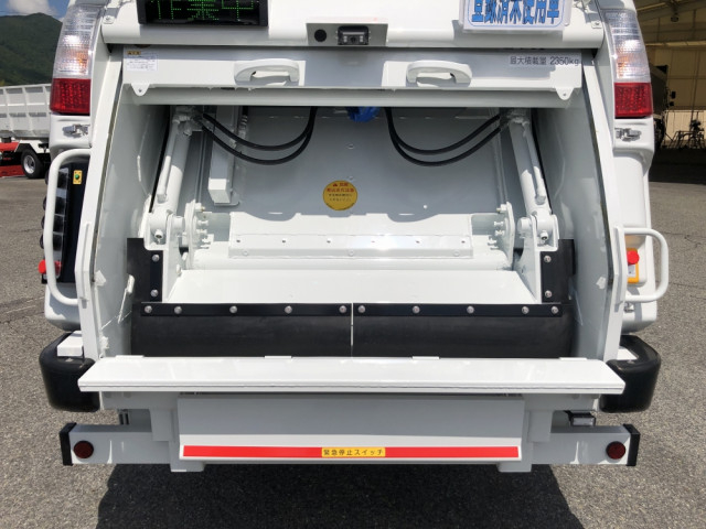 三菱ふそう キャンター 小型 塵芥車（プレス式） 2RG-FEAV0(89263) 13枚目