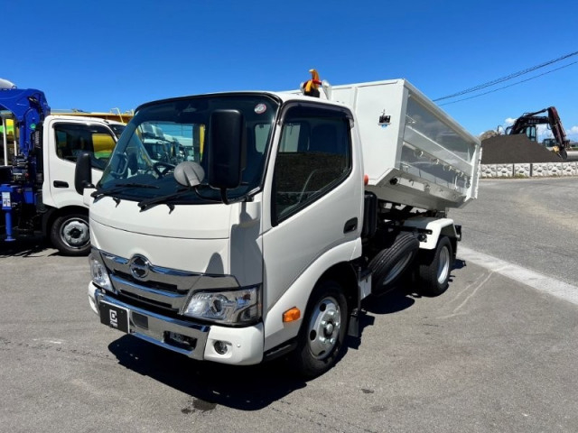 日野 デュトロ 小型 コンテナ専用車 2KG-XZU605M(89266) 2枚目