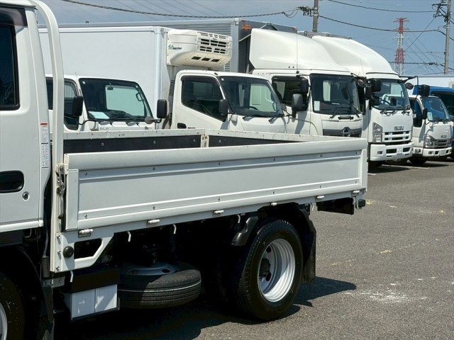 いすゞ エルフ 小型 平ボディ 2RG-NKR88A(89270) 6枚目