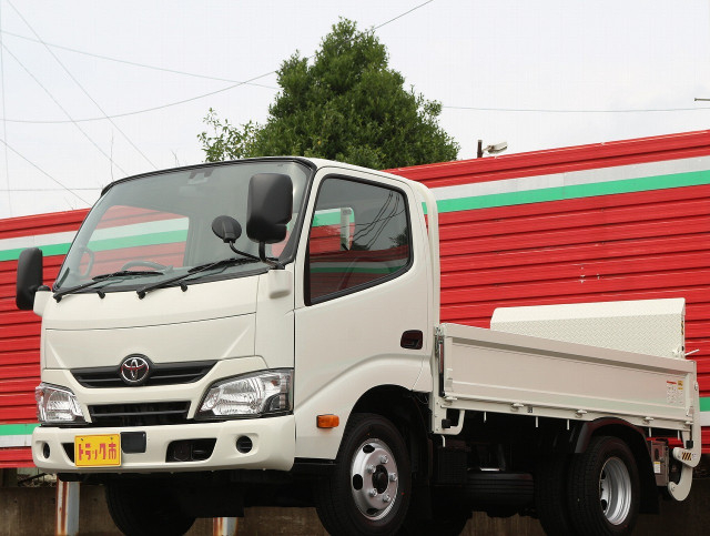 トヨタ トヨエース 小型 平ボディ TPG-XZU605(89273) 6枚目