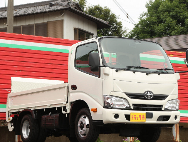 トヨタ トヨエース 小型 平ボディ TPG-XZU605(89273) 8枚目