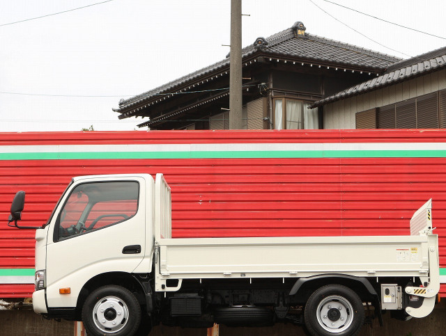 トヨタ トヨエース 小型 平ボディ TPG-XZU605(89273) 9枚目