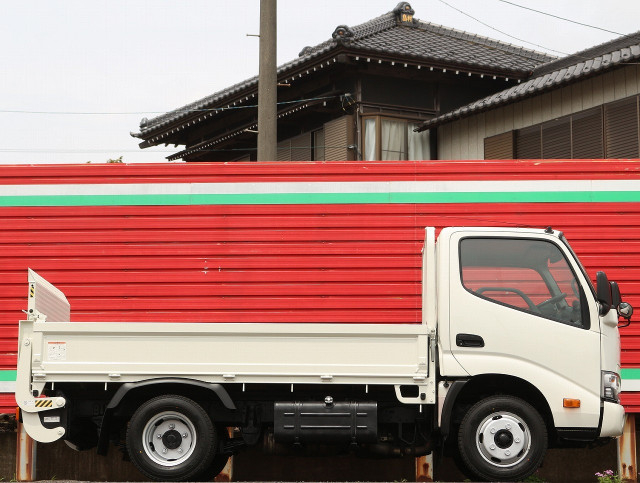 トヨタ トヨエース 小型 平ボディ TPG-XZU605(89273) 13枚目