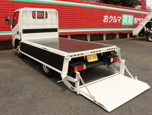 トヨタ トヨエース 小型 平ボディ TPG-XZU605(89273) 17枚目