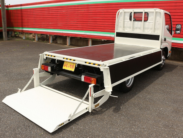 トヨタ トヨエース 小型 平ボディ TPG-XZU605(89273) 18枚目
