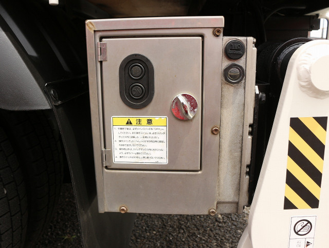 トヨタ トヨエース 小型 平ボディ TPG-XZU605(89273) 26枚目