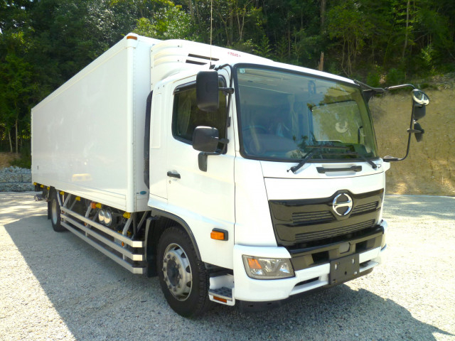 日野 レンジャー 増トン 冷凍冷蔵バン 2PG-FG2ABA(89280) 3枚目