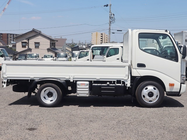 トヨタ ダイナ 小型 平ボディ 2RG-XZC605(89281) 8枚目