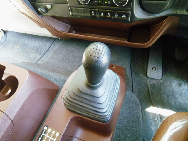 日野 レンジャー 増トン 冷凍冷蔵バン 2PG-FG2ABA(89280) 31枚目