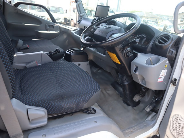 トヨタ ダイナ 小型 平ボディ 2RG-XZC605(89281) 30枚目