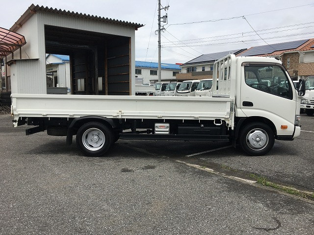 日野 デュトロ 小型 平ボディ 2RG-XZU655M(89290) 8枚目