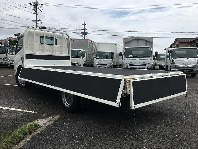 日野 デュトロ 小型 平ボディ 2RG-XZU655M(89290) 11枚目