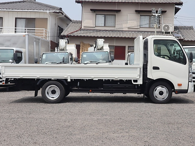 トヨタ トヨエース 小型 平ボディ TKG-XZU710(89298) 8枚目