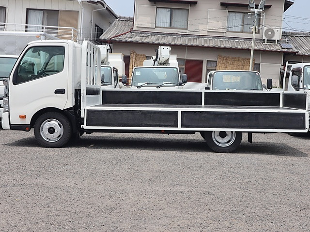 トヨタ トヨエース 小型 平ボディ TKG-XZU710(89298) 13枚目