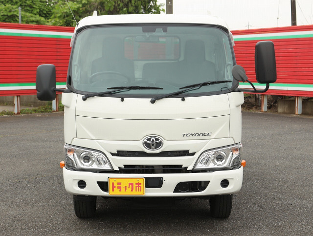 トヨタ トヨエース 小型 平ボディ 2RG-XZU655(89300) 2枚目