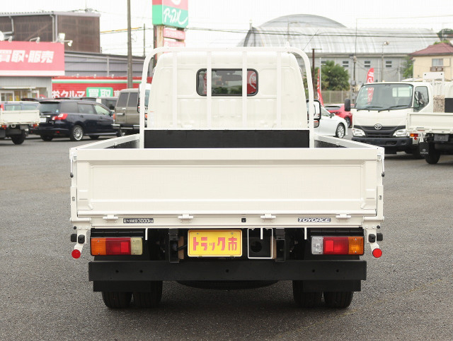 トヨタ トヨエース 小型 平ボディ 2RG-XZU655(89300) 6枚目